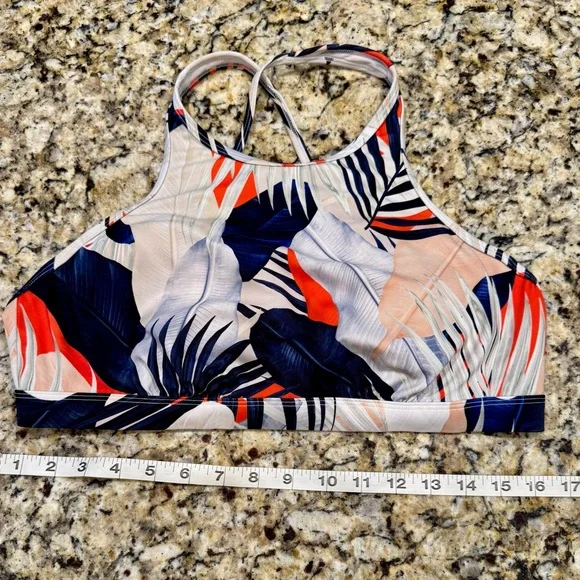 Athleta Maldives Bikini Top - Picture 2 of 3